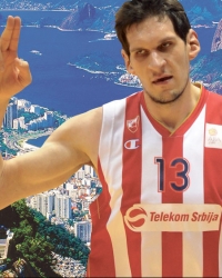 Bobi priželjkuje  fotku za uspomenu  sa ovog mesta
