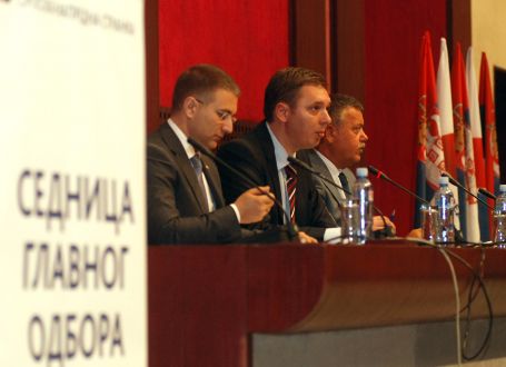 Vučić zapretio članstvu