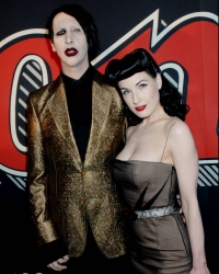 Dita Von Tiz i Merlin Menson