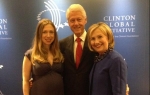 Čelsi sa tatom Bilom i mamom Hilari