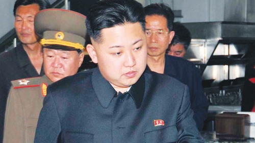 Raskoš za lidera: Kim  Džong Un na otvaranju restorana brze hrane u Pjongjangu