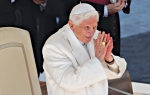 Prvi papa posle  600 godina koji  dobrovoljno napušta  tron Svetog Petra:  Benedikt XVI