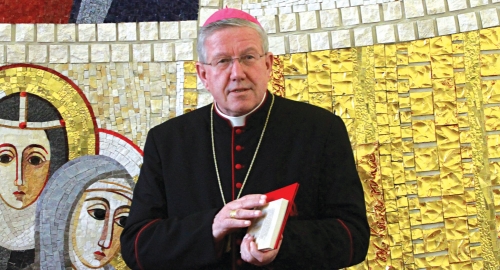Nadbiskup Stanislav Hočevar