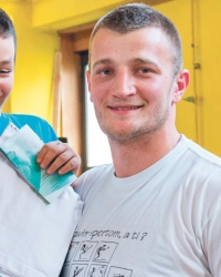 Digao kredit da mališanima kupi majice: Stolić