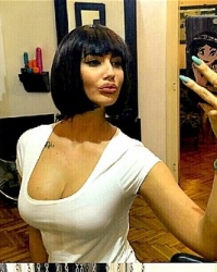 Katarina Grujić na snimanju spota