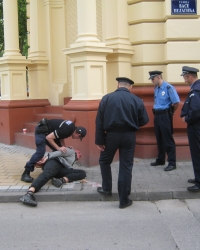 Opljačkao zlataru uz pretnju nožem