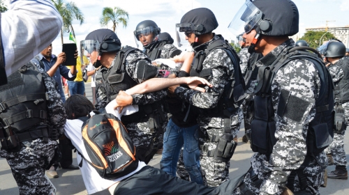 Haos na ulicama Brazila: Policija ima pune ruke posla