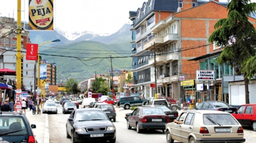 Na Kosovu vlada anarhija: Peć