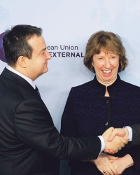 Opet na okupu: Dačić, Eštonova i Tači