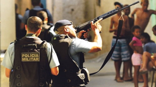 Čistka u  ozloglašenim  favelama:  Brazilska  policija u  akciji