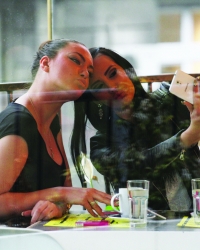 Sara Trajanović i Katarina Grujić Foto: Mitar Mitrović